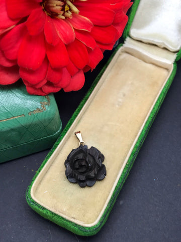 14K Yellow Gold Carved Rose
